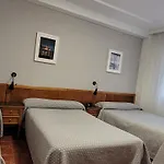 San Felix ゲストハウス 2*