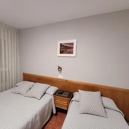 San Felix بيت ضيافة خيخون