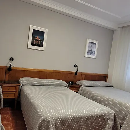 San Felix 招待所 2*